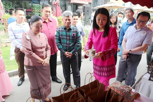 t01d28d955737f652c1.jpg?size=640x427